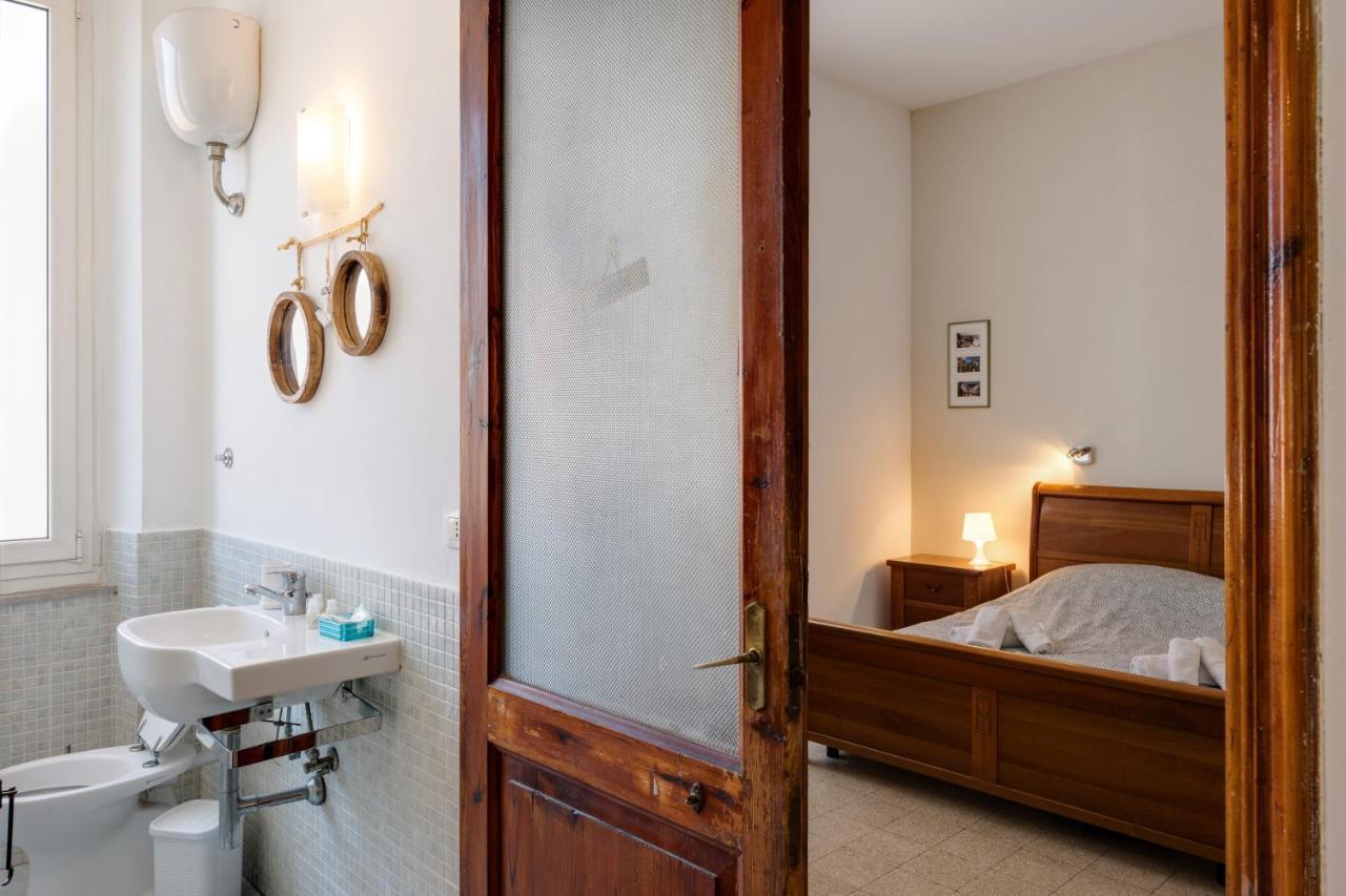 Piazza Concordia Apartment With Balcony 라스페치아 외부 사진