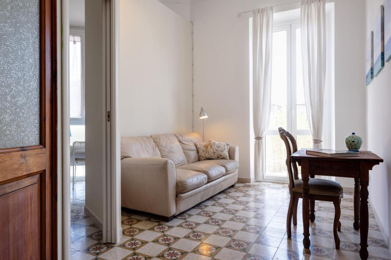 Piazza Concordia Apartment With Balcony 라스페치아 외부 사진