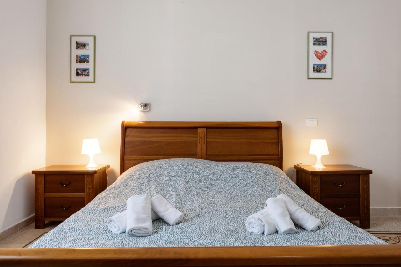Piazza Concordia Apartment With Balcony 라스페치아 외부 사진